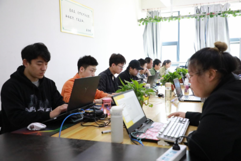 講好園區(qū)企業(yè)故事丨數(shù)據(jù)就是心臟 –專訪河南蘭邇軟件科技有限公司